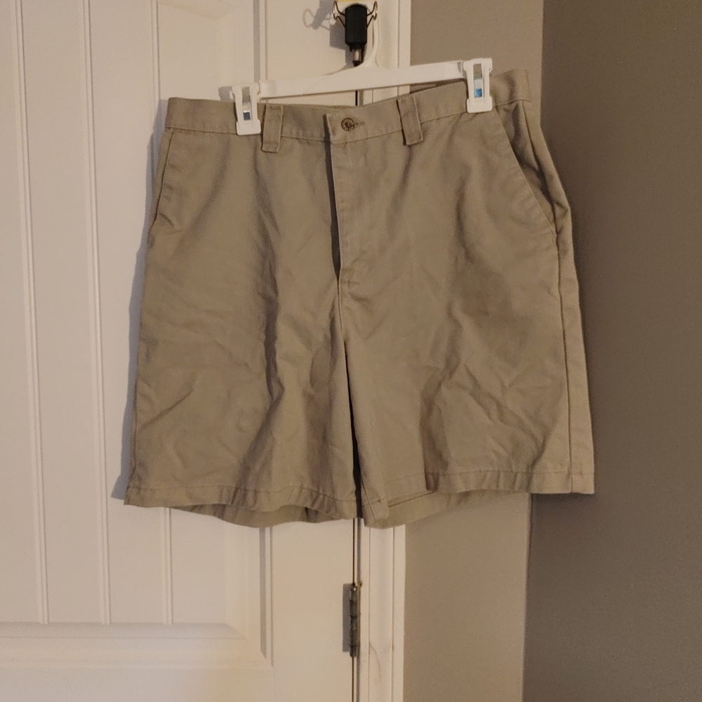 Riders by Lee Men's Khaki Flat Front Shorts